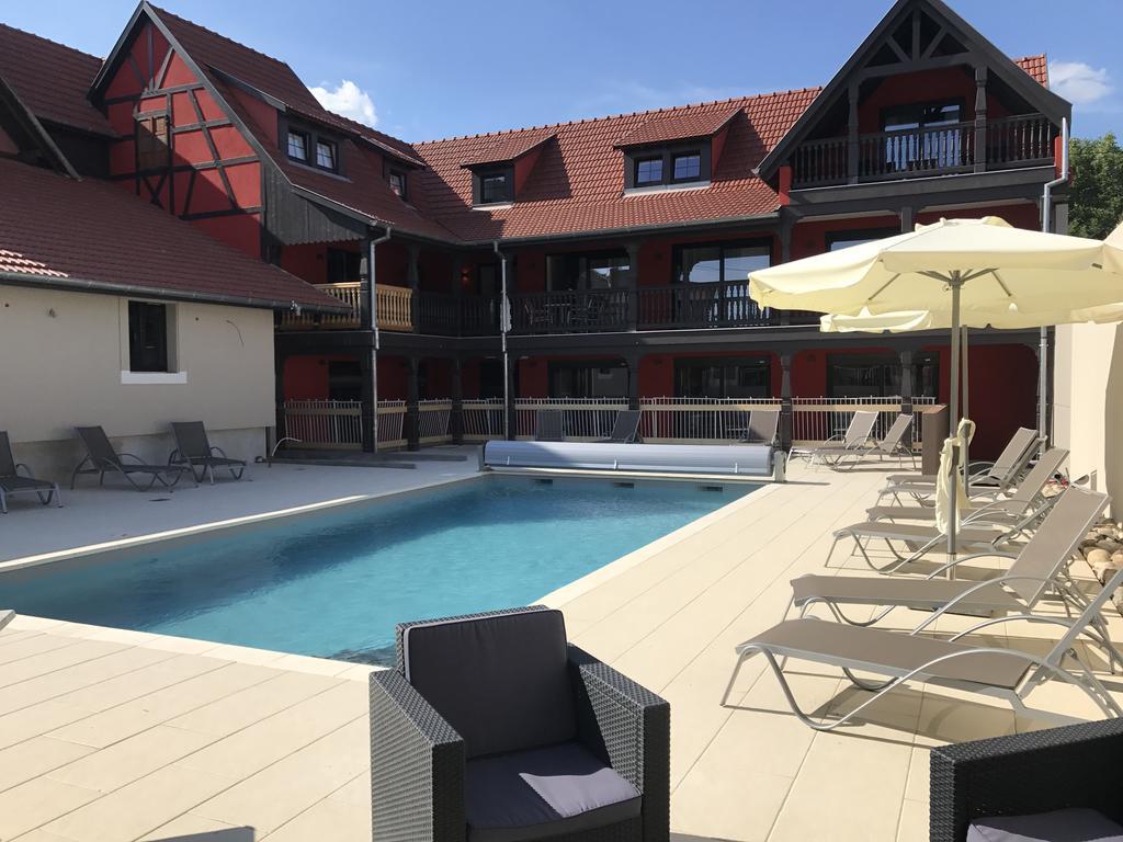Au Soleil, Hotel Restaurant & Spa Valff Exteriör bild