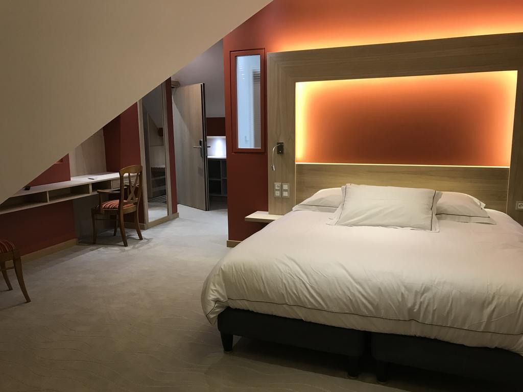 Au Soleil, Hotel Restaurant & Spa Valff Exteriör bild